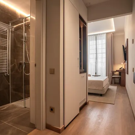 Hotel The Book 5*