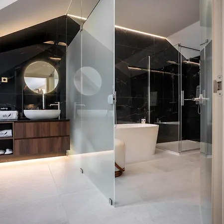 Hotel The Book Horta (Azores)